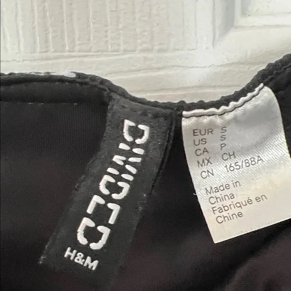 H&M Black Floral Long Sleeve Dress - Picture 2 of 5